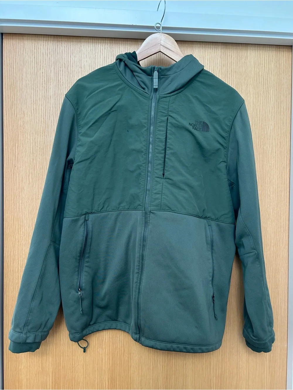 The North Face Men’s XL Apex Quester Hoodie - Olive Green